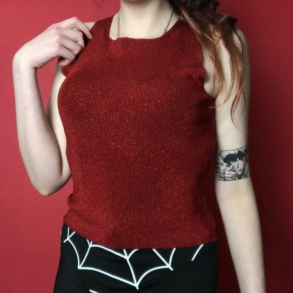 Vintage Cherry red tank sweater with sparkles embroidered into the fabric ❤️❤️